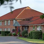 Allerton Court 3*