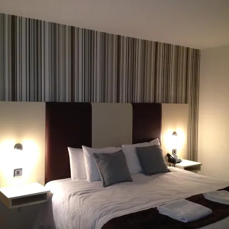 Allerton Court 3* Нортхаллертон