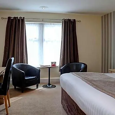 Allerton Court Hotel 3*