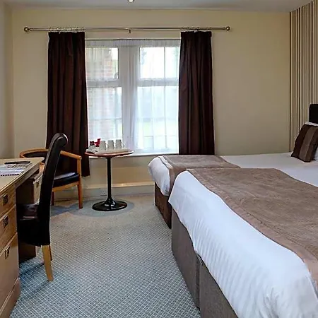 Allerton Court Hotel 3*