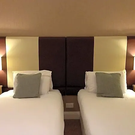 Allerton Court Hotel 3*