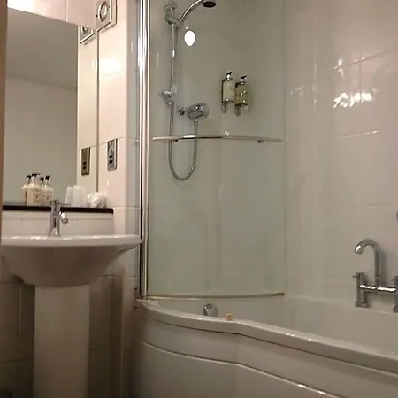 Allerton Court Hotel Hotel 3*