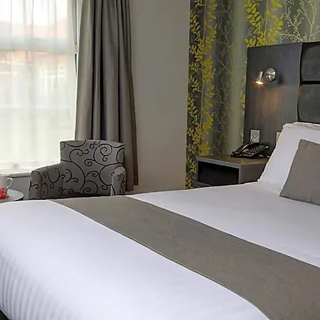 Allerton Court Hotel