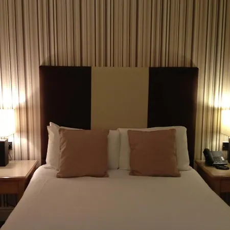 Hotel Allerton Court