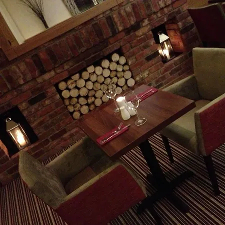 Allerton Court Hotel 3*