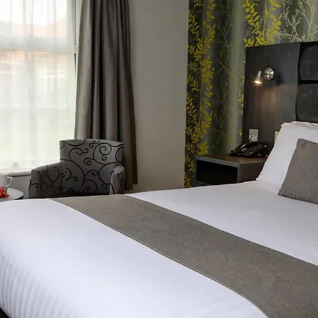 Allerton Court Hotel 3*