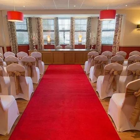 Allerton Court 3* Нортхаллертон