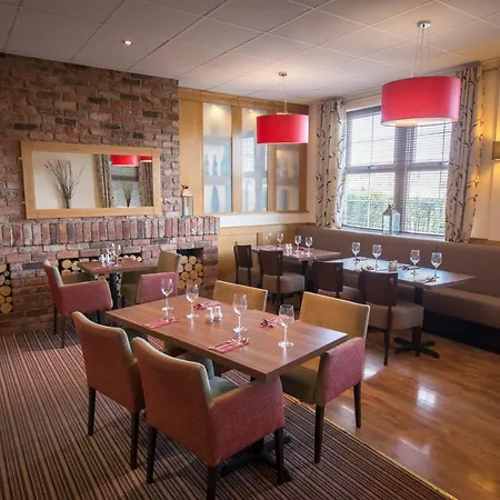 Allerton Court Hotel 3*