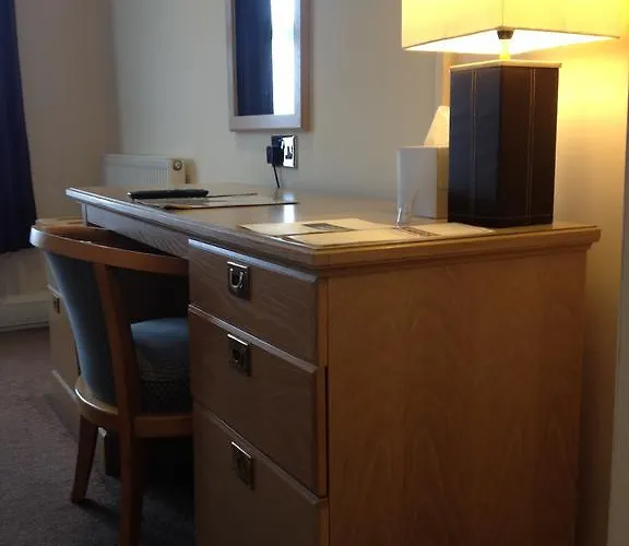 Hotel Allerton Court 3*