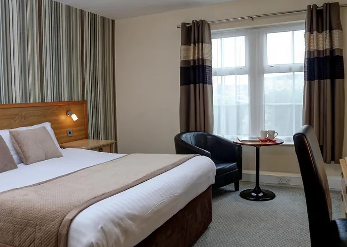 Hotel Allerton Court 3*