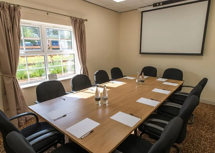 Hotel Allerton Court